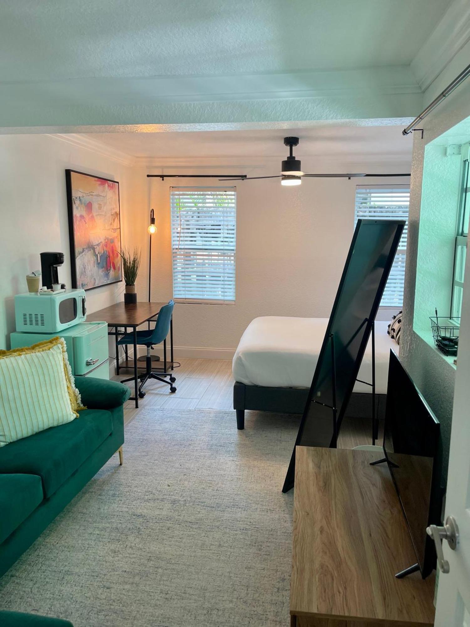 Las Olas Guest House Fort Lauderdale Ngoại thất bức ảnh
